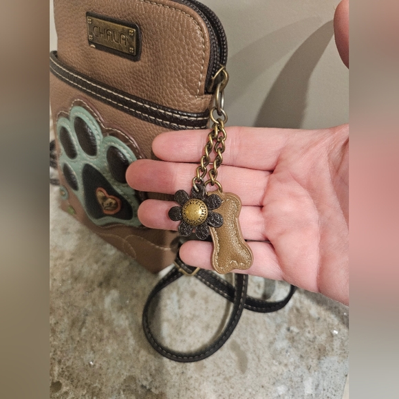 Chala Phone / Crossbody Handbag Faux Leather w / Adjustable Strap Dog Paw Print - Picture 8 of 12